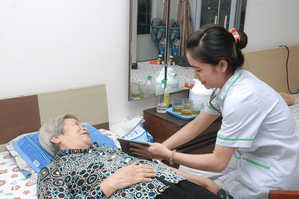 Chuyên nhận chăm sóc bệnh nhân tại nhà Biên Hòa